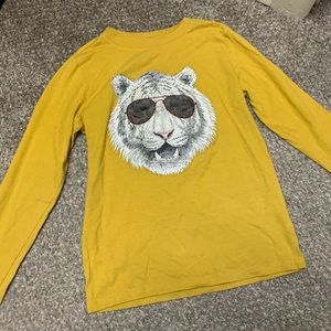 long sleeve animal tee